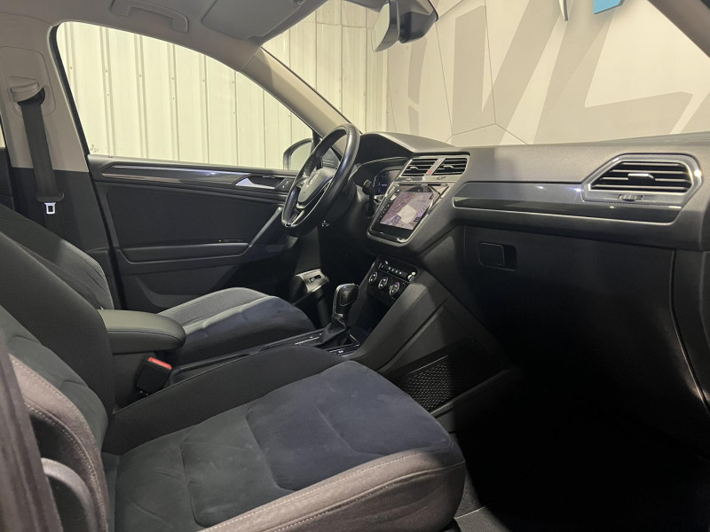 Photo 8 de l'offre de VOLKSWAGEN Tiguan Allspace 2.0 TDI 150 DSG7 Carat 7 Places à 23990€ chez VL Auto
