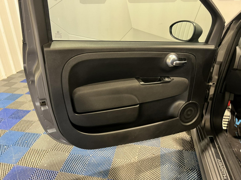 Photo 21 de l'offre de ABARTH 500c Cabriolet 595 1.4 Turbo 16V T-Jet 180 ch BVM5 Competizione à 22490€ chez VL Auto