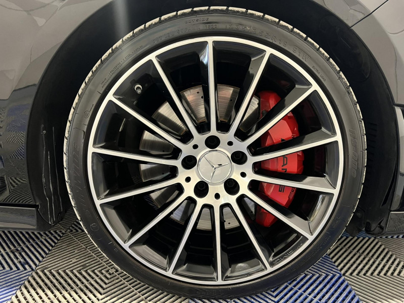 Photo 18 de l'offre de MERCEDES-BENZ CLASSE A 35 AMG 7G-DCT Speedshift AMG 4Matic à 32990€ chez VL Auto