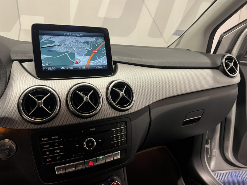 Photo 12 de l'offre de MERCEDES-BENZ CLASSE B 180 7-G DCT Sensation à 18490€ chez VL Auto