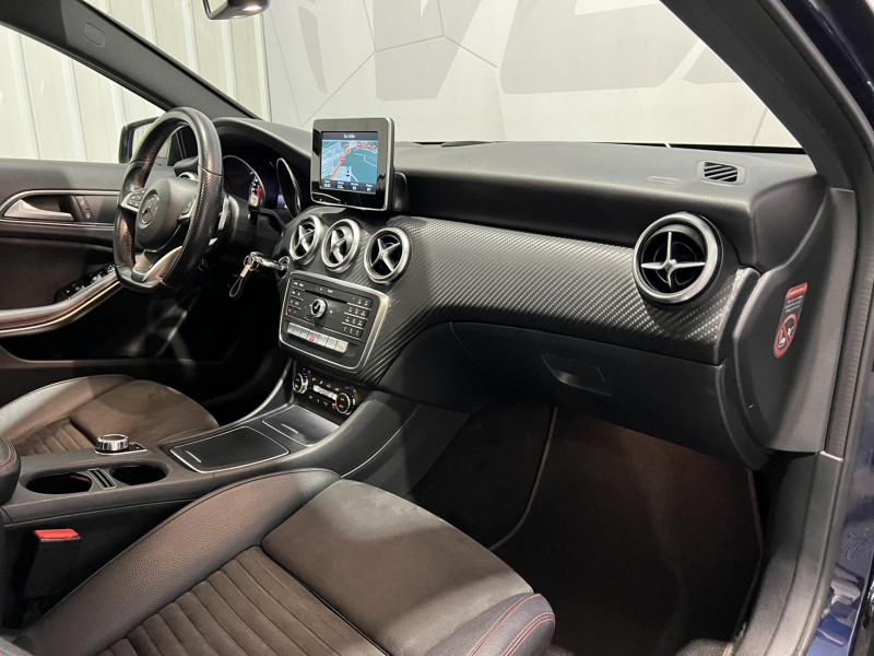 Photo 8 de l'offre de MERCEDES-BENZ CLASSE A 180 d 7G-DCT Fascination à 18990€ chez VL Auto