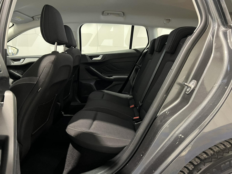 Photo 8 de l'offre de FORD FOCUS SW 1.5 EcoBlue 95 S&S Trend Business à 9990€ chez VL Auto