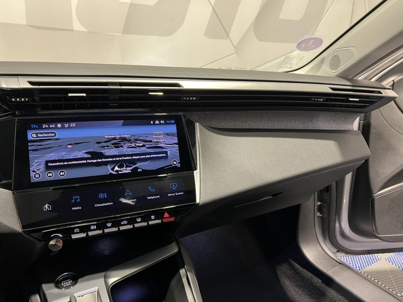 Photo 12 de l'offre de PEUGEOT 308  PHEV 180 e-EAT8 Allure Pack à 21990€ chez VL Auto