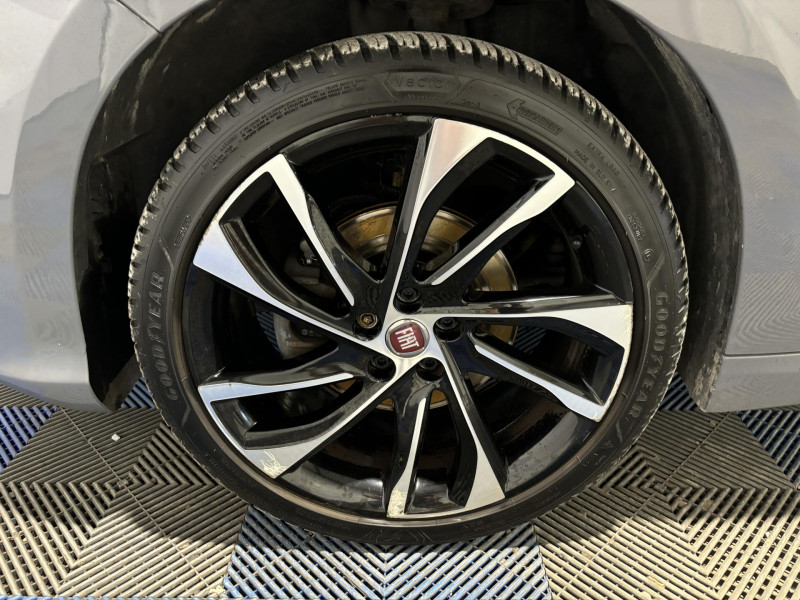 Photo 18 de l'offre de FIAT TIPO 5 Portes 1.4 T-Jet 120 ch Start/Stop S-Design à 10990€ chez VL Auto