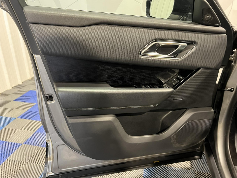 Photo 23 de l'offre de LAND-ROVER RANGE ROVER VELAR D300 BVA SE R-Dynamic à 35990€ chez VL Auto