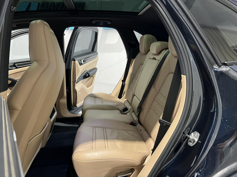 Photo 9 de l'offre de PORSCHE CAYENNE E-Hybrid 3.0 V6 462 ch Tiptronic BVA S à 43990€ chez VL Auto