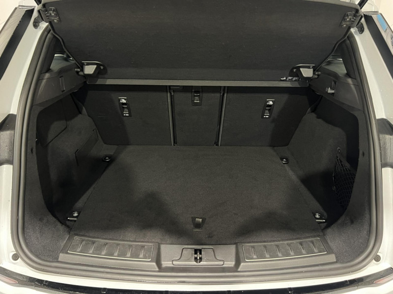 Photo 16 de l'offre de LAND-ROVER RANGE ROVER EVOQUE Mark II P200 FLEXFUEL MHEV AWD BVA9 R-Dynamic S à 32990€ chez VL Auto