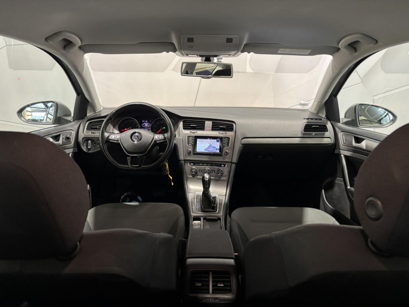 Photo 6 de l'offre de VOLKSWAGEN GOLF 1.2 TSI 105 BlueMotion Technology Confortline DSG7 à 12490€ chez VL Auto