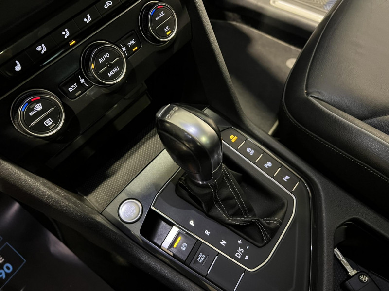 Photo 14 de l'offre de VOLKSWAGEN TIGUAN 2.0 TDI 150 DSG7 Carat Exclusive Pack Ext R Line à 21990€ chez VL Auto