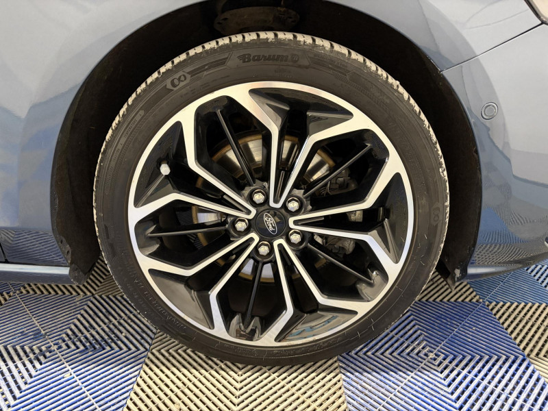 Photo 17 de l'offre de FORD FOCUS SW 1.5 EcoBlue 120 S&S  ST Line à 15490€ chez VL Auto