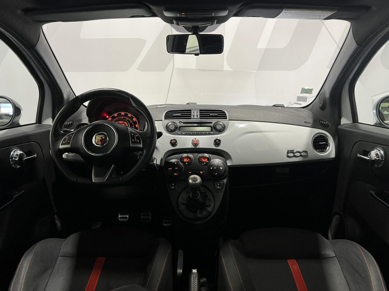 Photo 7 de l'offre de ABARTH 500  1.4 Turbo 16V T-Jet 135 ch à 9990€ chez VL Auto