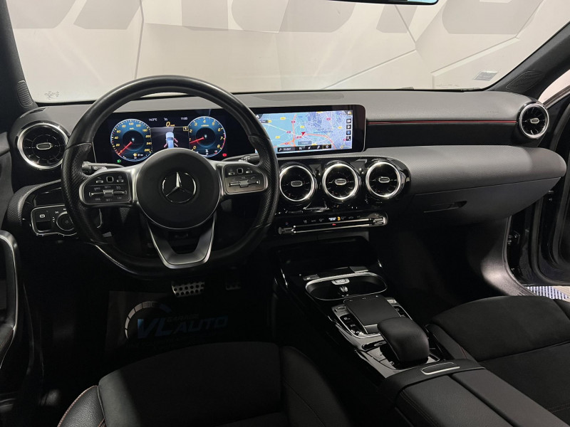 Photo 16 de l'offre de MERCEDES-BENZ CLASSE A 35 AMG 7G-DCT Speedshift AMG 4Matic à 32990€ chez VL Auto