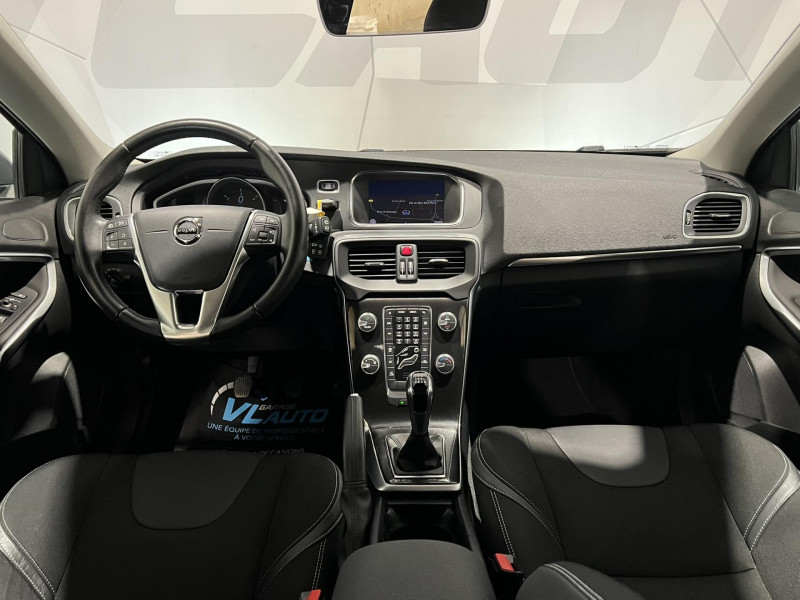 Photo 7 de l'offre de VOLVO V40 D2 120 ch Business à 12490€ chez VL Auto