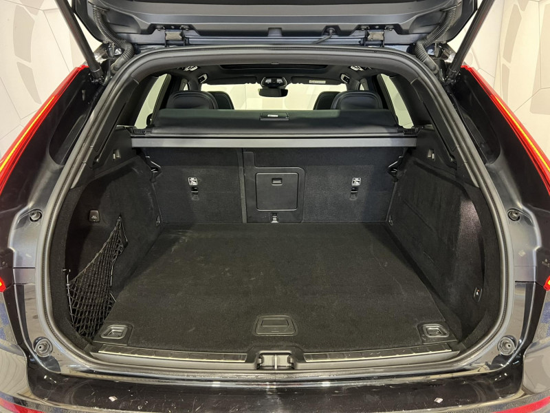 Photo 10 de l'offre de VOLVO XC60  T8 AWD Hybride rechargeable 310 ch+145 ch Geartronic 8 Polestar Engineered à 54990€ chez VL Auto