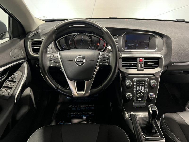 Photo 15 de l'offre de VOLVO V40 D2 120 ch Business à 12490€ chez VL Auto