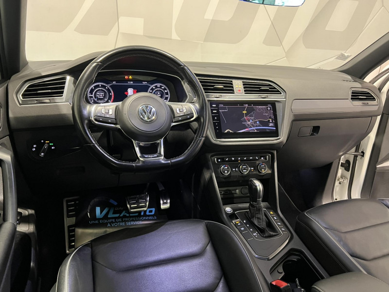 Photo 17 de l'offre de VOLKSWAGEN TIGUAN 2.0 TDI 150 DSG7 Carat Exclusive Pack Ext R Line à 21990€ chez VL Auto