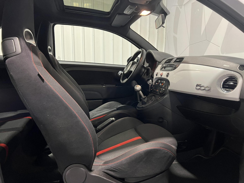 Photo 8 de l'offre de ABARTH 500  1.4 Turbo 16V T-Jet 135 ch à 9990€ chez VL Auto