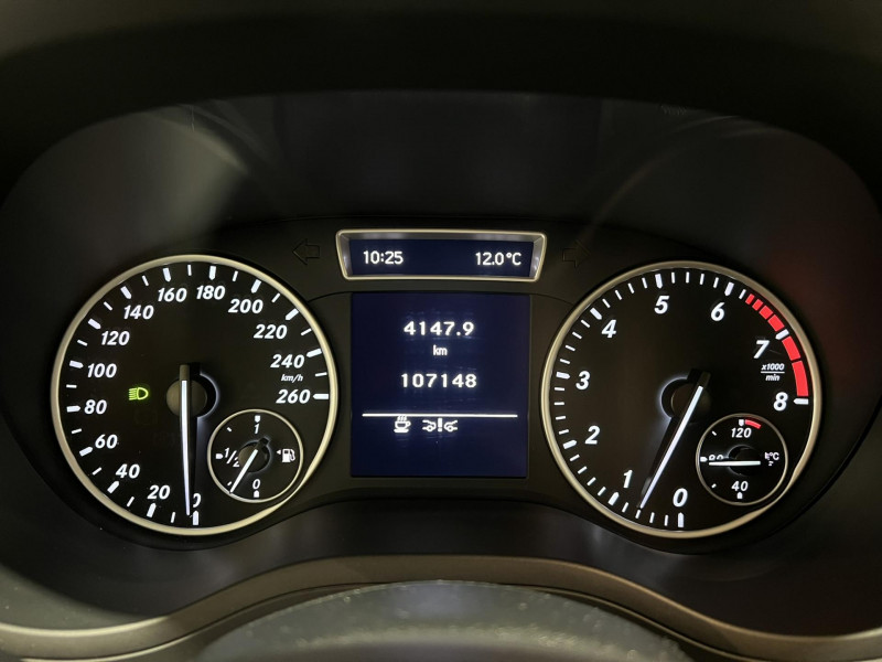 Photo 11 de l'offre de MERCEDES-BENZ CLASSE B 180 BlueEFFICIENCY Sport à 10990€ chez VL Auto