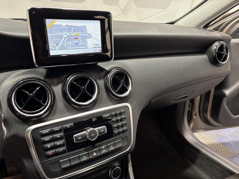 Photo 11 de l'offre de MERCEDES-BENZ CLASSE A 180 CDI BlueEFFICIENCY Intuition 7-G DCT BVA à 14990€ chez VL Auto