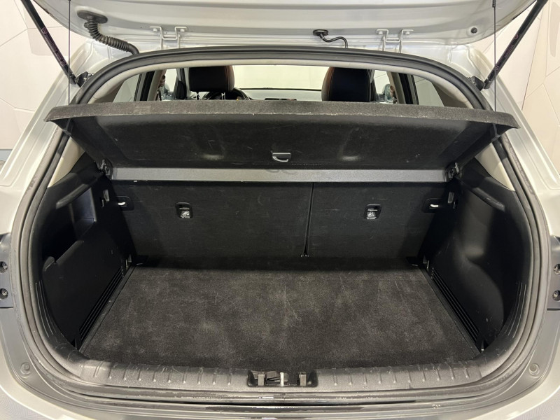 Photo 10 de l'offre de KIA STONIC 1.4 100 ch Launch Edition à 11490€ chez VL Auto