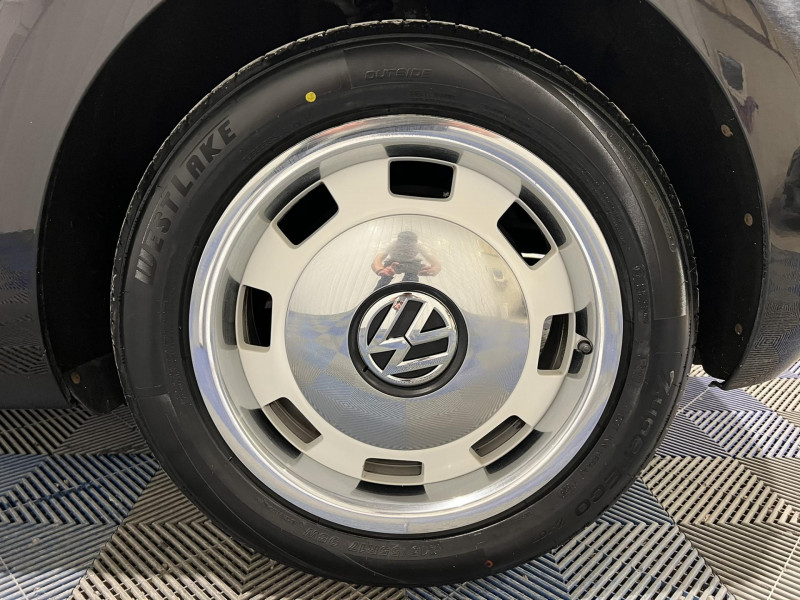 Photo 19 de l'offre de VOLKSWAGEN COCCINELLE CABRIOLET 1.6 TDI 105 FAP Vintage à 13990€ chez VL Auto