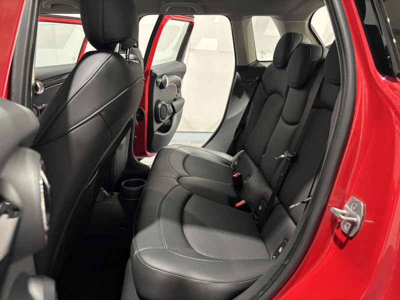 Photo 8 de l'offre de MINI MINI 5 Portes Cooper 136 ch DKG7 Essential à 21990€ chez VL Auto