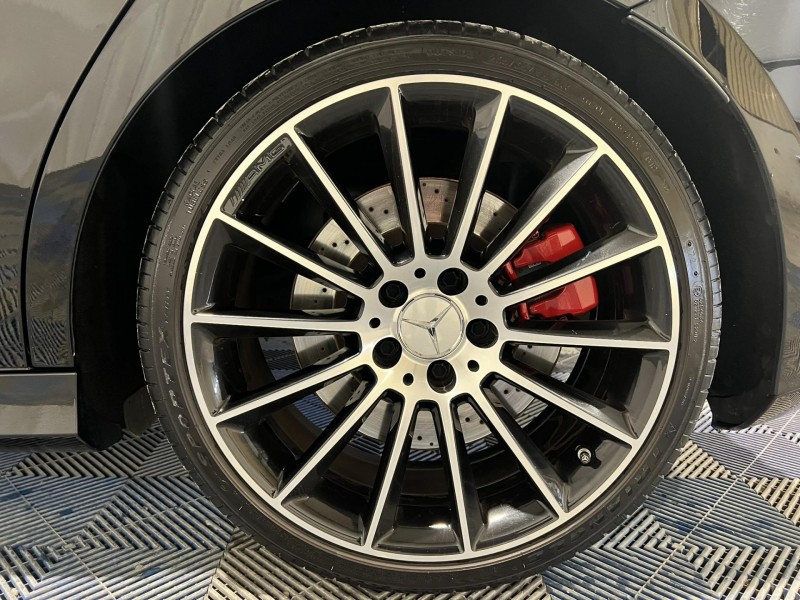 Photo 20 de l'offre de MERCEDES-BENZ CLASSE A 35 AMG 7G-DCT Speedshift AMG 4Matic à 32990€ chez VL Auto