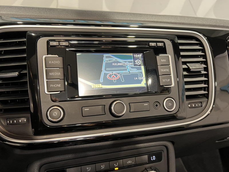 Photo 12 de l'offre de VOLKSWAGEN COCCINELLE CABRIOLET 1.6 TDI 105 FAP Vintage à 16990€ chez VL Auto