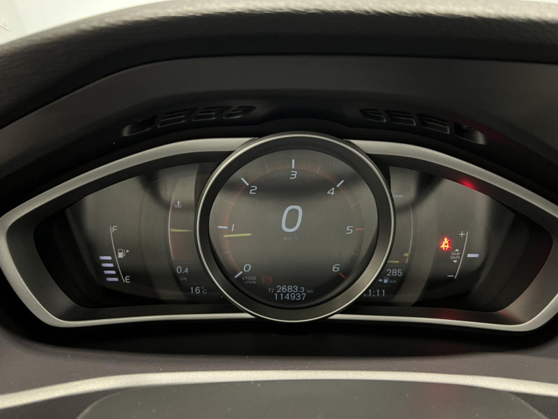 Photo 11 de l'offre de VOLVO V40 D2 120 ch Business à 12490€ chez VL Auto