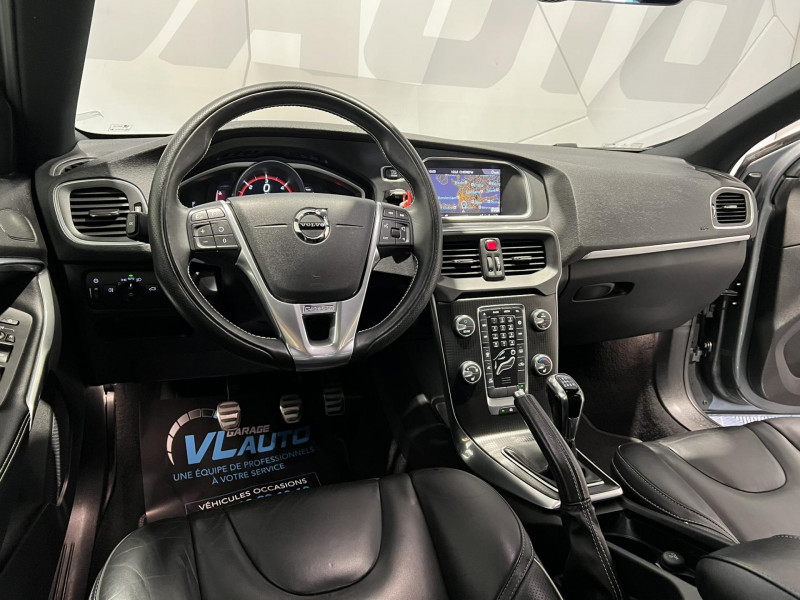 Photo 16 de l'offre de VOLVO V40 D2 AdBlue 120 ch R-Design à 16990€ chez VL Auto