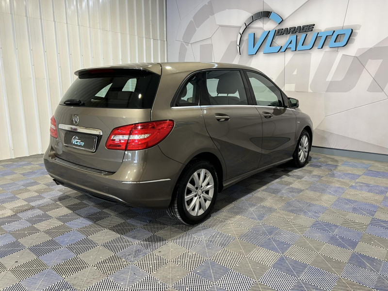Photo 5 de l'offre de MERCEDES-BENZ CLASSE B 180 CDI BlueEFFICIENCY Design à 11490€ chez VL Auto