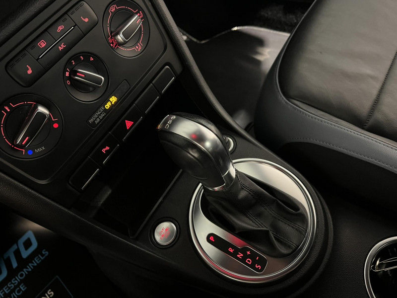 Photo 13 de l'offre de VOLKSWAGEN COCCINELLE 1.4 TSI 160 Vintage DSG7 à 16490€ chez VL Auto