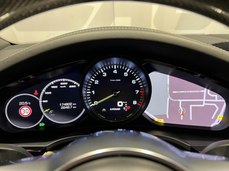 Photo 14 de l'offre de PORSCHE CAYENNE E-Hybrid 3.0 V6 462 ch Tiptronic BVA S à 43990€ chez VL Auto