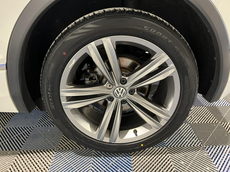Photo 22 de l'offre de VOLKSWAGEN TIGUAN 2.0 TDI 150 DSG7 Carat Exclusive Pack Ext R Line à 21990€ chez VL Auto