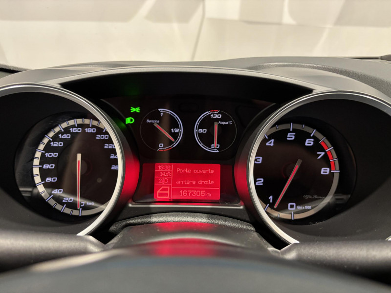 Photo 10 de l'offre de ALFA ROMEO GIULIETTA 1750 TBI 235 ch Quadrifoglio Verde à 11490€ chez VL Auto