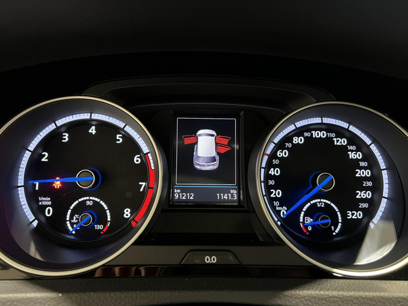 Photo 9 de l'offre de VOLKSWAGEN GOLF 2.0 TSI 300 BlueMotion Technology DSG6 4Motion R à 27490€ chez VL Auto