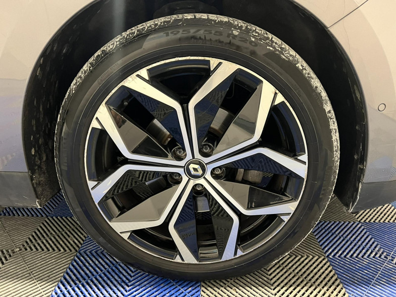 Photo 16 de l'offre de RENAULT GRAND SCENIC TCe 140 FAP EDC  Intens 7 Places à 22990€ chez VL Auto