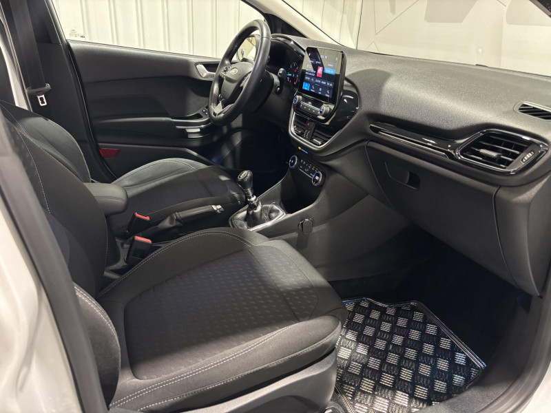Photo 13 de l'offre de FORD FIESTA 1.5 TDCi 85 ch S&S BVM6 Titanium à 10990€ chez VL Auto