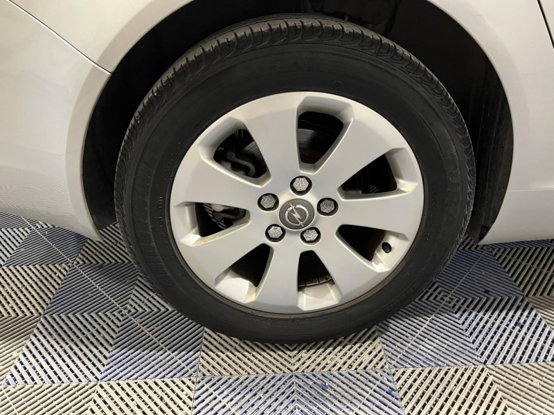 Photo 17 de l'offre de OPEL INSIGNIA Sports Tourer 2.0 CDTI - 130 FAP Edition BVA à 10490€ chez VL Auto