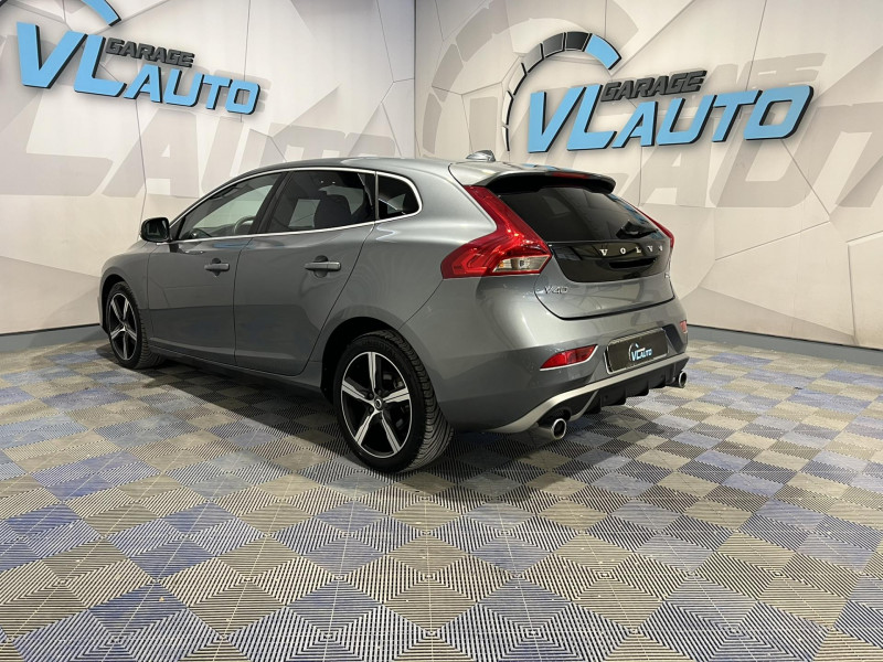 Photo 3 de l'offre de VOLVO V40 D2 AdBlue 120 ch R-Design à 16990€ chez VL Auto