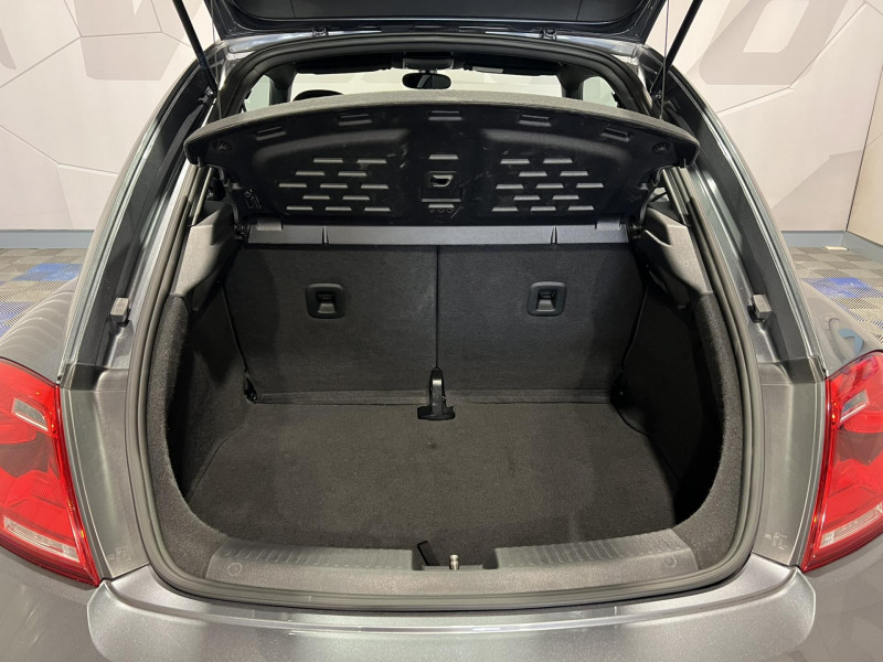 Photo 10 de l'offre de VOLKSWAGEN COCCINELLE 1.4 TSI 160 Vintage DSG7 à 16490€ chez VL Auto