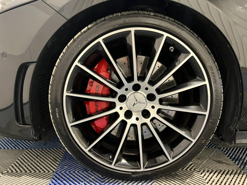 Photo 21 de l'offre de MERCEDES-BENZ CLASSE A 35 AMG 7G-DCT Speedshift AMG 4Matic à 32990€ chez VL Auto