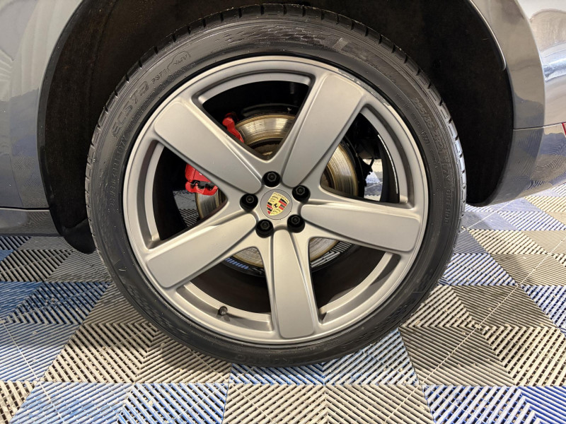 Photo 19 de l'offre de PORSCHE MACAN Turbo 3.6 V6 400 ch PDK à 36990€ chez VL Auto
