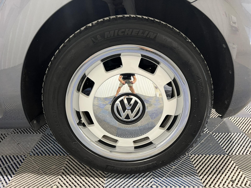 Photo 20 de l'offre de VOLKSWAGEN COCCINELLE 1.4 TSI 160 Vintage DSG7 à 16490€ chez VL Auto