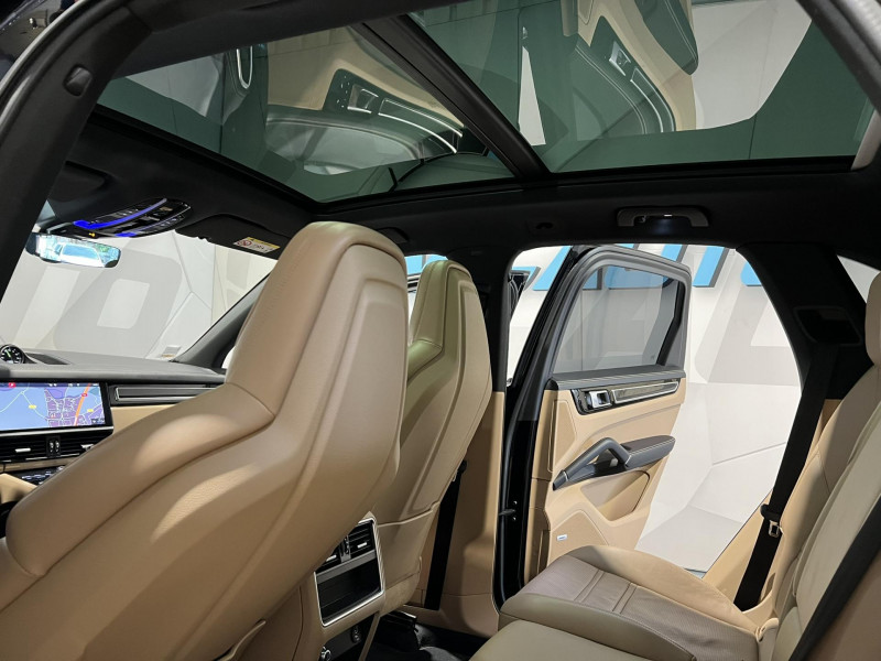 Photo 15 de l'offre de PORSCHE CAYENNE E-Hybrid 3.0 V6 462 ch Tiptronic BVA S à 43990€ chez VL Auto