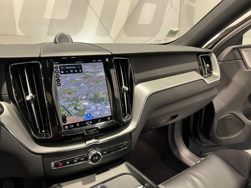 Photo 13 de l'offre de VOLVO XC60  T8 AWD Hybride rechargeable 310 ch+145 ch Geartronic 8 Polestar Engineered à 54990€ chez VL Auto