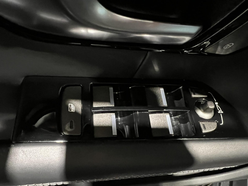 Photo 21 de l'offre de LAND-ROVER RANGE ROVER EVOQUE TD4 180 BVA HSE Dynamic à 23990€ chez VL Auto