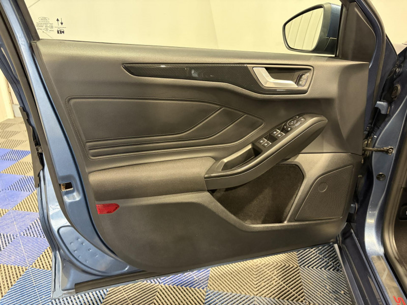 Photo 20 de l'offre de FORD FOCUS SW 1.5 EcoBlue 120 S&S  ST Line à 15490€ chez VL Auto