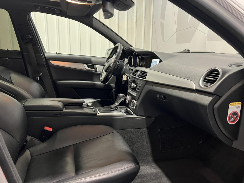 Photo 8 de l'offre de MERCEDES-BENZ Classe C Break 220 CDI BlueEfficiency Avantgarde BVA à 12490€ chez VL Auto
