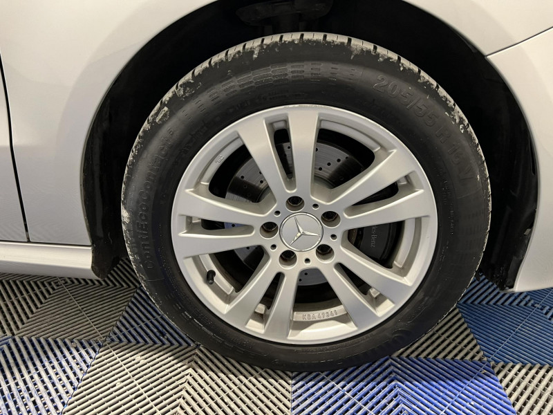 Photo 18 de l'offre de MERCEDES-BENZ CLASSE B 180 BlueEFFICIENCY Sport à 10990€ chez VL Auto